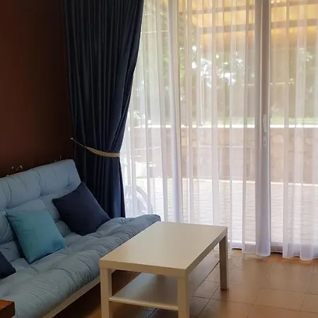 парк Apartment *